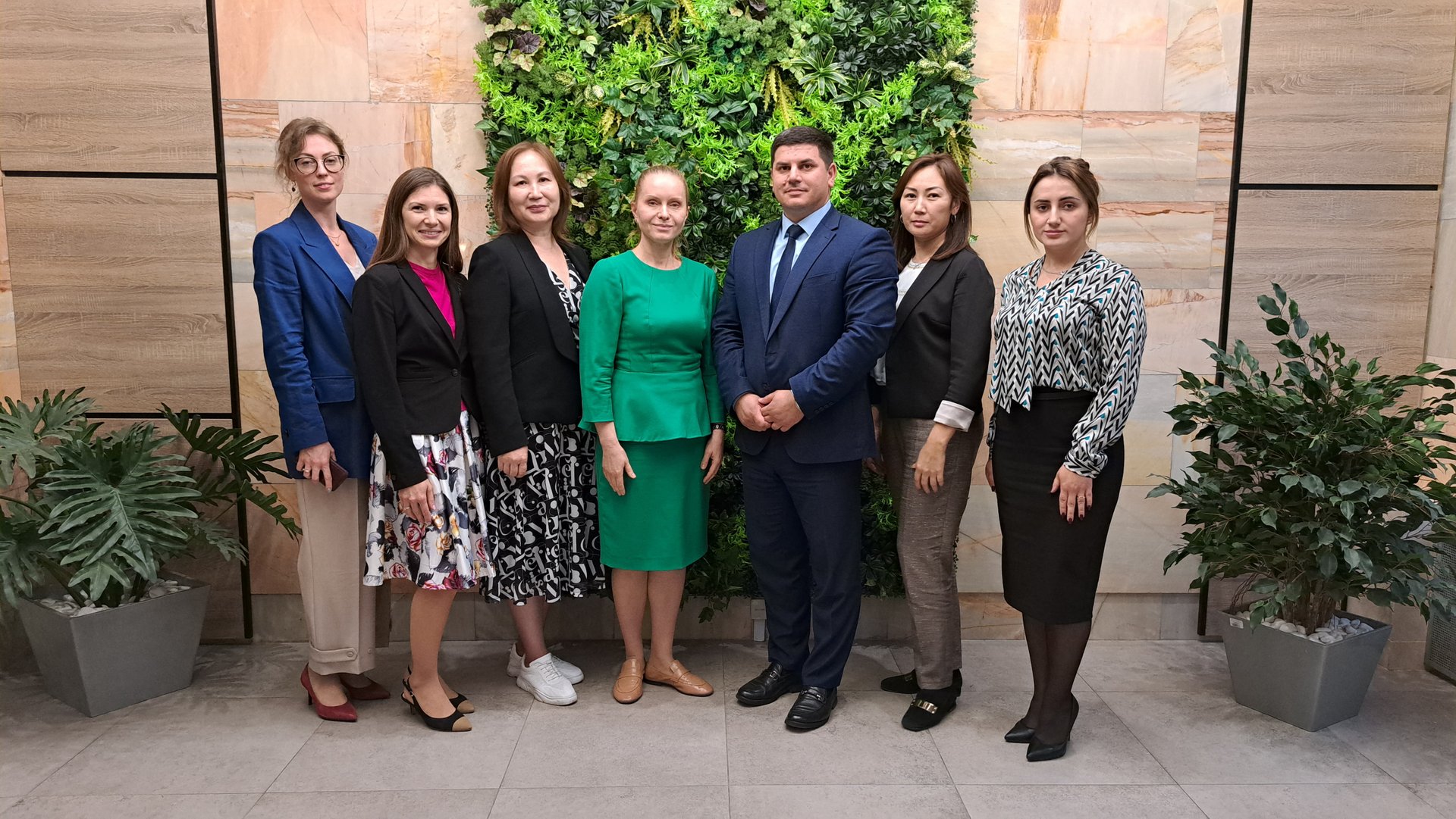 Цифровая трансформация здравоохранения. С рабочей поездкой ЦНИИОИЗ посетила делегация из Казахстана смотреть онлайн