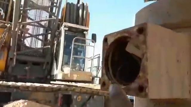 замена грязевого насоса (mud pump). гидромиль BAUER MC 96. резак - BC-35 смотреть онлайн