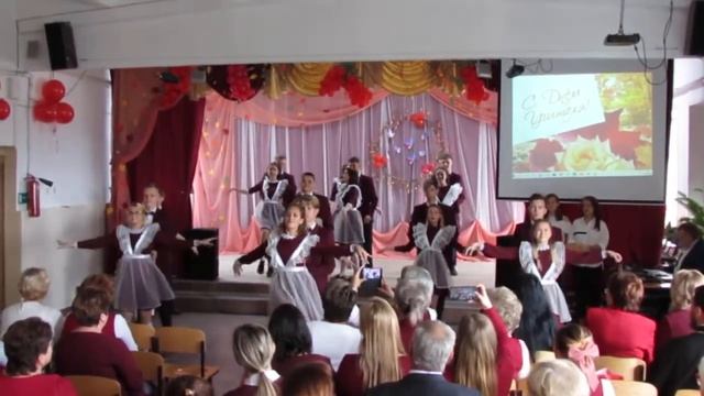 Вальс 11 классы на День учителя 2021г. Оёкская школа смотреть онлайн