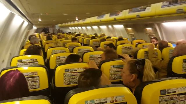 Ryanair flight to Alicante caused to turn back to Bristol as someone's clearly got issues смотреть онлайн