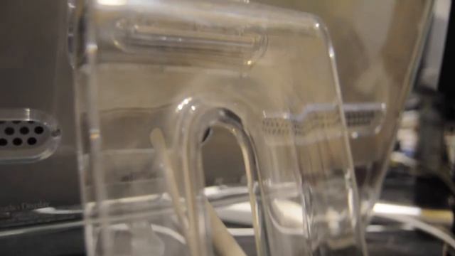 A LOOK AT A 17 inch Apple Studio Display - Vintage Masterpiece смотреть онлайн