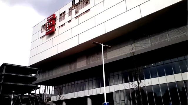 Москва ТРЦ ВЕГАС, МЕНЯЮТ БУКВЫ VEGAS смотреть онлайн