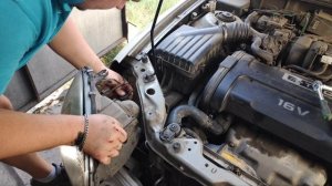 КАК СНЯТЬ ФАРУ LANOS СЕНС КАК ПОМЕНЯТЬ ФАРУ КАК УСТАНОВИТЬ НА МЕСТО ФАРУ ЛАНОС СВОИМИ РУКАМИ