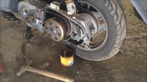 Как правильно поменять масло в редукторе скутера (мопеда) Suzuki Lets 2 С японии бес пробега!!!