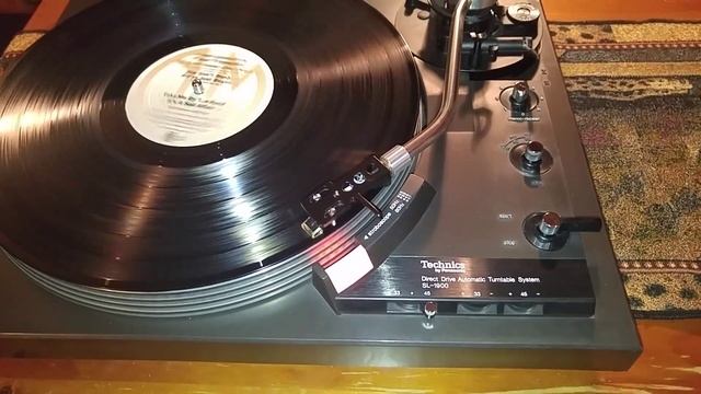 Technics SL 1900 Demo смотреть онлайн