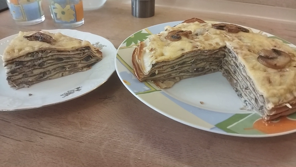 Блинный пирог с грибами. Очень сытный перекус смотреть онлайн