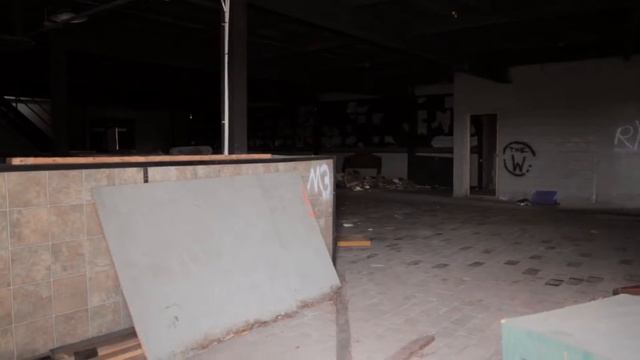 Frosty Morn - Abandoned Meat Packing Company смотреть онлайн