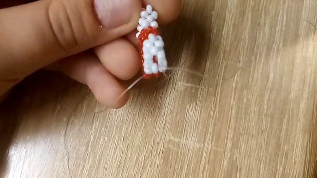 как соединить две фигурки из бисера? ответ найдёте в этом видео смотреть онлайн