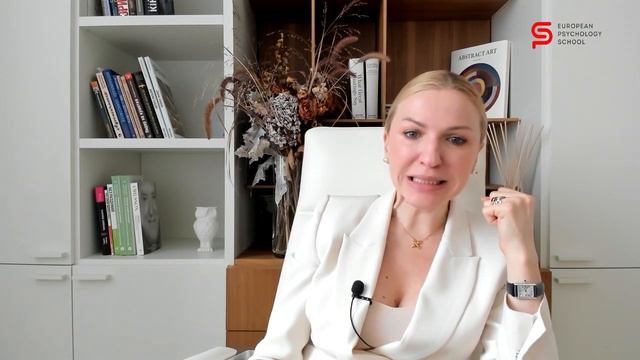 Я совершенно не умею за себя постоять, дать отпор обидчику. И что с этим делать? Кристина Кудрявцев смотреть онлайн