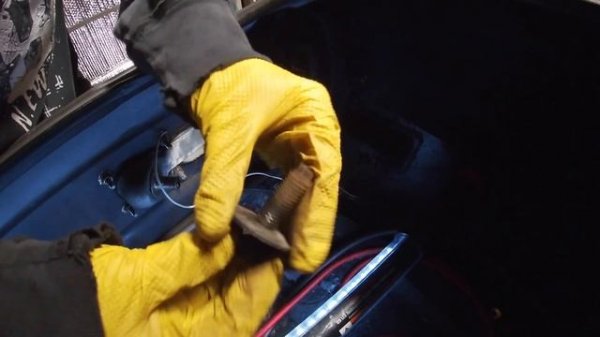 How to Remove Rear Chrome Bumper Ford Maverick