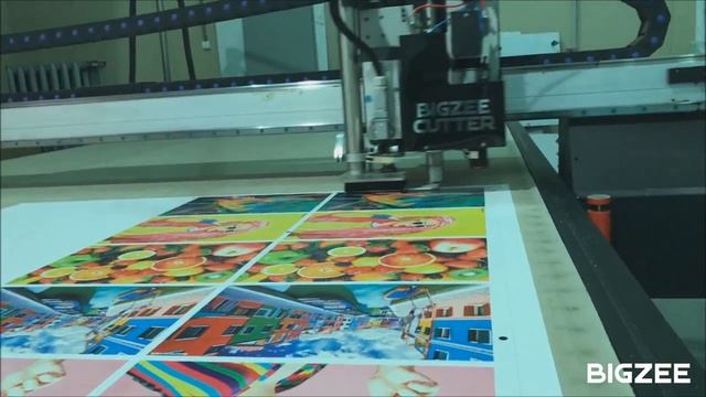 BIGZEE CUTTER cutting by kiss cut tool film through squares / резка kiss cut плёнки насквозь квадрат смотреть онлайн