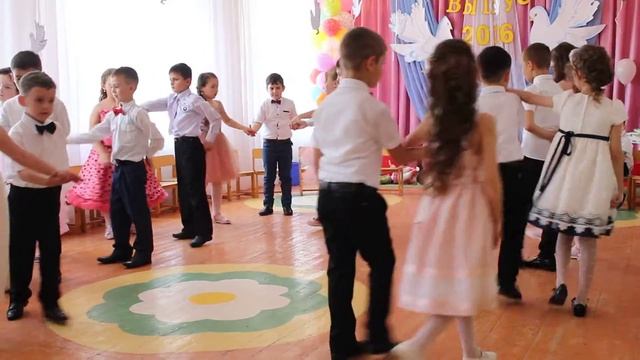 Выпускной в детском саду № 1 "Ромашка" часть 8 смотреть онлайн