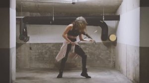 Caitlin De Ville - Youngblood (Electric Violin Cover)
