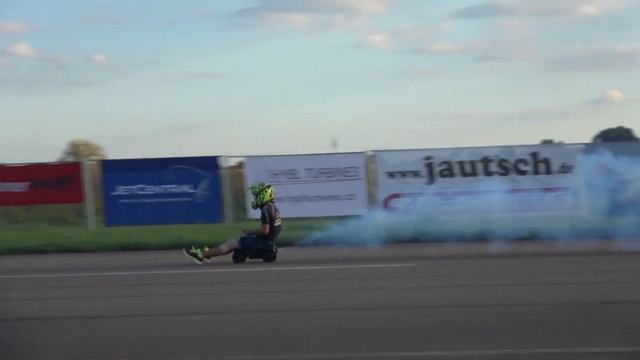 TURBINE POWERED BOBBY CAR! MAXIMUM THRUST & HIGH SPEED смотреть онлайн