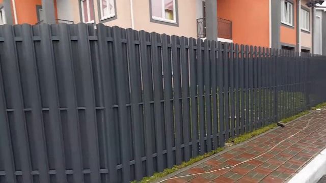 Забор из евроштакетника смотреть онлайн