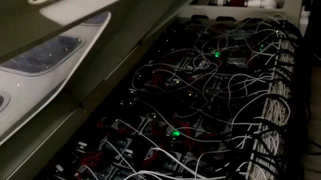 Beeminer Group видео от клиента - Пустыня смотреть онлайн