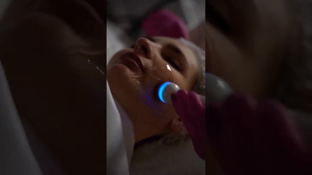 Популярная нетравматичная процедура ProFacial смотреть онлайн