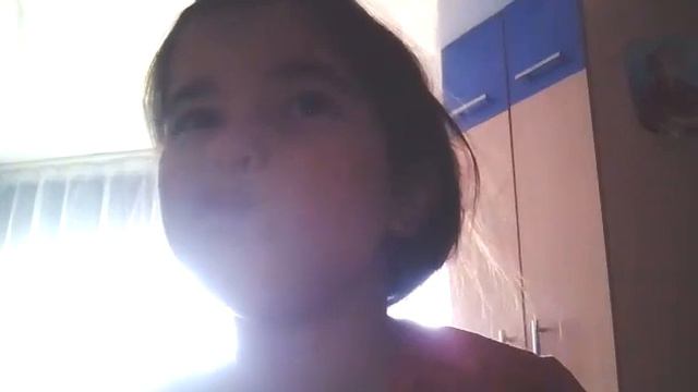 Девочка поменяла голос во время пения #половина моя😉 смотреть онлайн