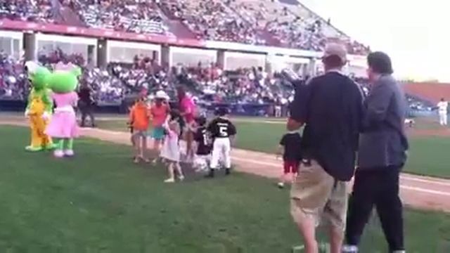 Flying Squirrels Game смотреть онлайн