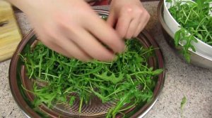 Салат с рукколой и хурмой. Лучший салат сезона!