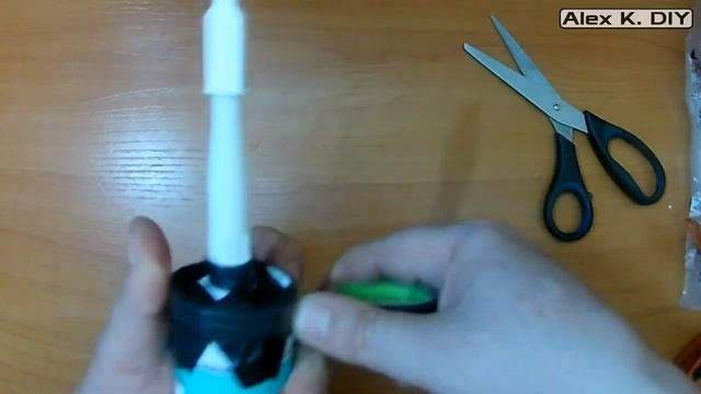 ЧТО ДЕЛАТЬ, если сломалась резьба на тубе герметика, на которую накручивается носик? смотреть онлайн