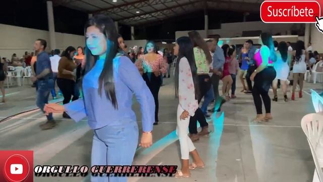 Pdre S4nt0 Q BLLZA D CR14TUR4 Has Cr3ad0 Cn Sus BLLOS 3NC4NT0S ENG4LAN0 La Pista Q BAILAZO?