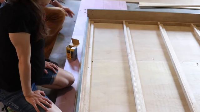 How We Made Our Own Murphy Bed | Easy DIY Murphy Bed Review смотреть онлайн