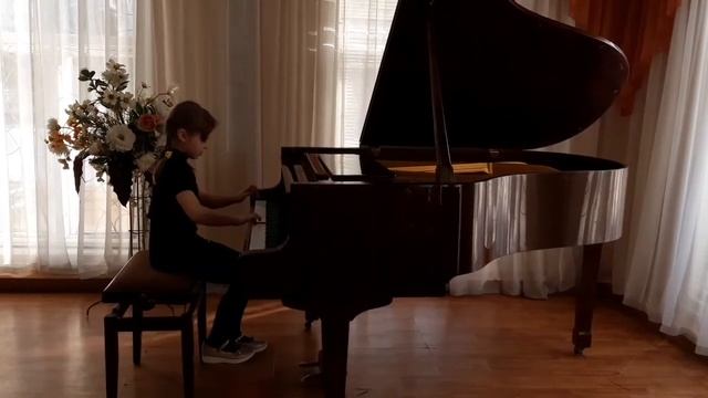 Соколова Ульяна, Лонгшамп Друшкевич Полька смотреть онлайн