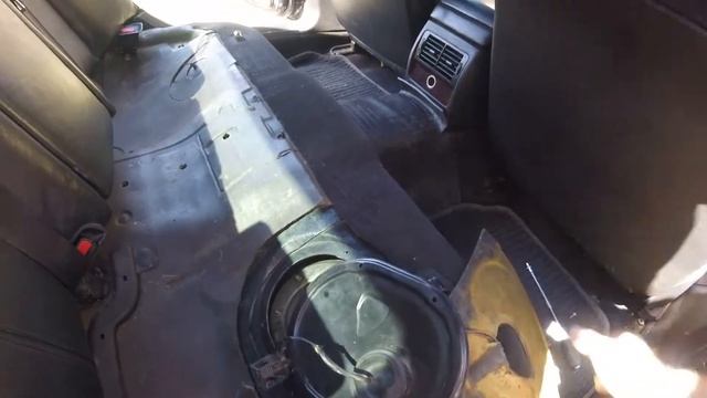 Неисправность топливного (погружного) насоса BMW E38 смотреть онлайн