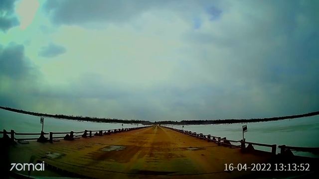 Переправа Вуктыл-Ухта через реку Печора 16.04.2022 г.. смотреть онлайн