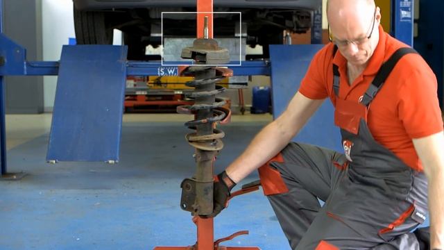 [RU] Осмотр и замена верхней опоры амортизатора смотреть онлайн