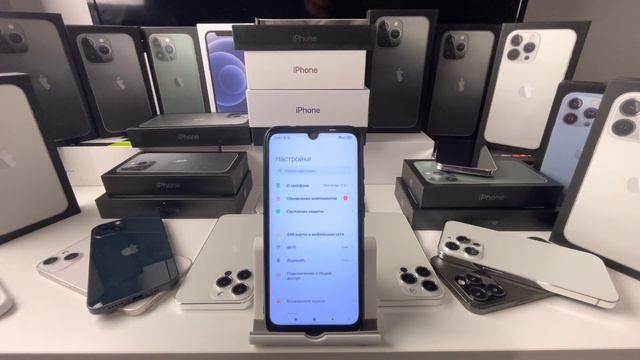 Что делать если смартфон НЕ РЕАГИРУЕТ на КАСАНИЯ и НАЖАТИЯ и ЭКРАН телефона ЗАВИС? смотреть онлайн