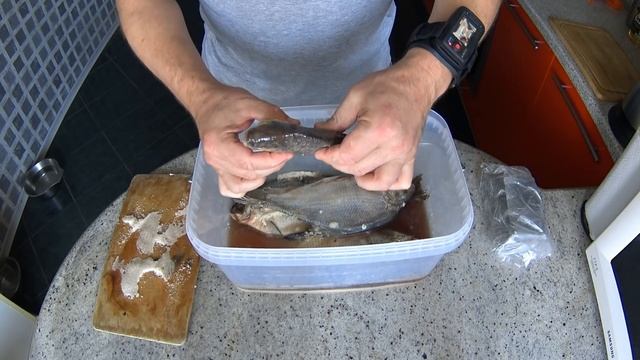 Засолка Подлещика Как Вялить Рыбу. Выпуск №125 смотреть онлайн