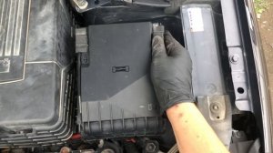 The fuse box location on a 2014 Volkswagen Tiguan