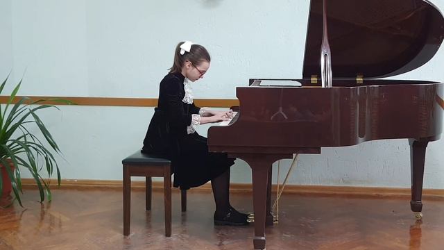 Литвинова Алёна 9 лет. Л.Шитте "op. 68 Этюд №13 " смотреть онлайн