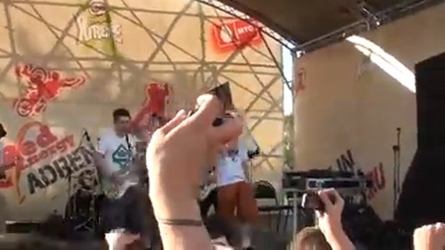 Nozie Mc - Устрой Дестрой (ft.)ЧаЧа смотреть онлайн