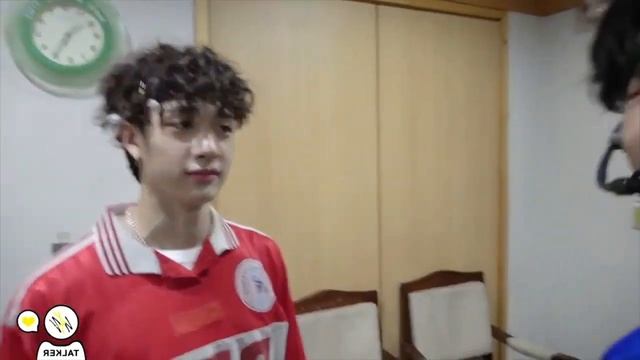 Представь, что Бан Чан - твой парень *2* | K-POP IMAGINES смотреть онлайн