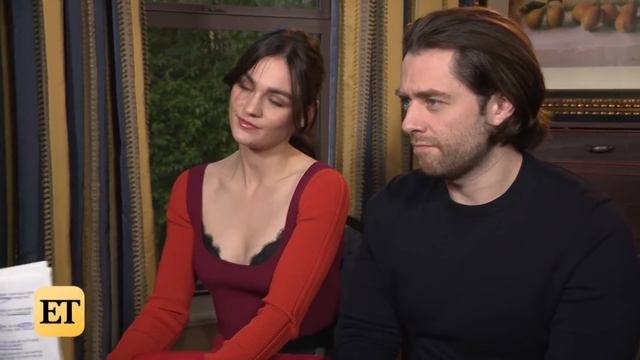 Outlander Stars Sophie Skelton and Richard Rankin Talk Musical Moments and Season 5 Struggles смотреть онлайн