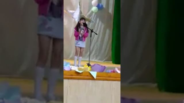 новенькой подводкой я накрашу себе стрелочки))) смотреть онлайн