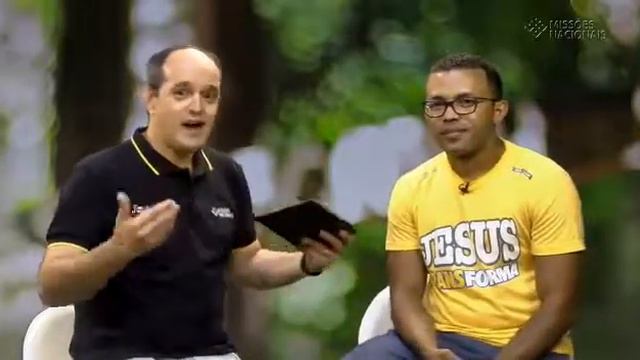 Poder de Deus! Ex-viciado em crack se forma em teologia. смотреть онлайн