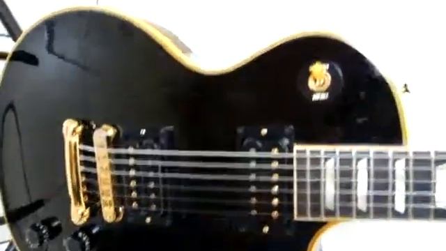 Gibson Les Paul Classic Custom Antique Ebony vid 0 смотреть онлайн