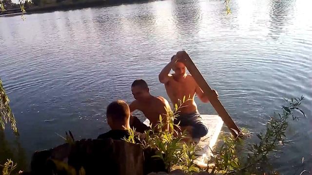 Отдых в Емильчино2 смотреть онлайн