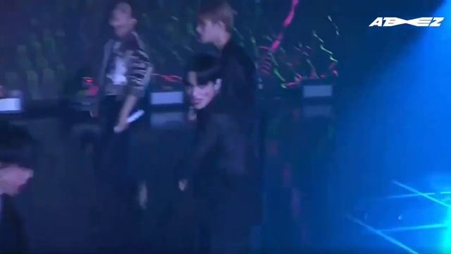 ATEEZ - Wonderland/Halloween ver. (PORT OF CALL) смотреть онлайн