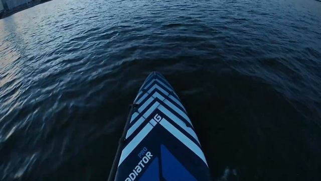 Электро сап борд в Затоне. Здесь ежедневно выходят на воду сотни сапистов. смотреть онлайн