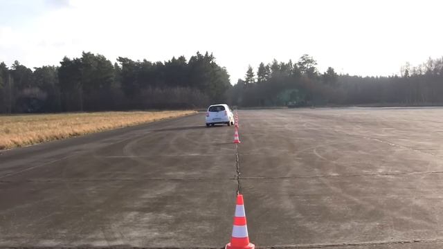 NISSAN MICRA 1.2 DIG-S смотреть онлайн