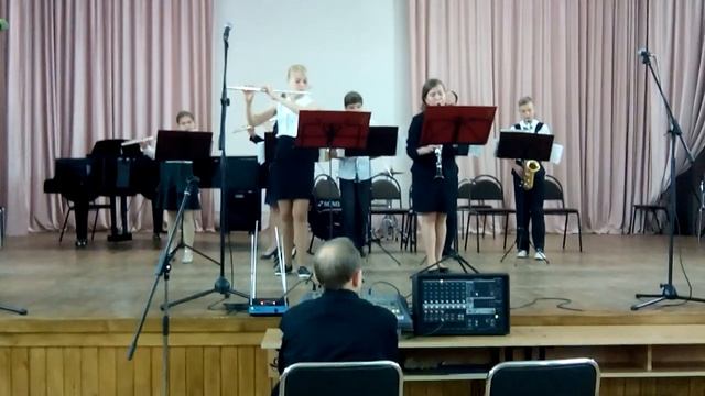 Ансамбль - Сюрприз Д. Шостакович Вальс №3 смотреть онлайн