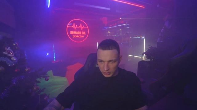 ЭДВАРД БИЛ ПРО ТВИЧ , ЗАБАНИЛИ ! НОВЫЙ СТРИМ ! смотреть онлайн