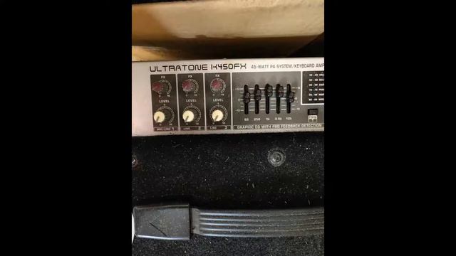 Behringer Ultratone K450FX смотреть онлайн