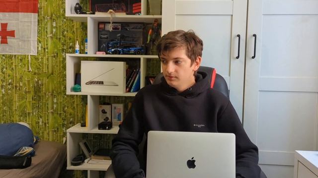 MacBook Pro 13 2017 в 2023 смотреть онлайн