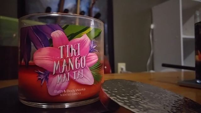 'Tiki Mango Mai Tai' Candle Review | Bath & Body Works смотреть онлайн
